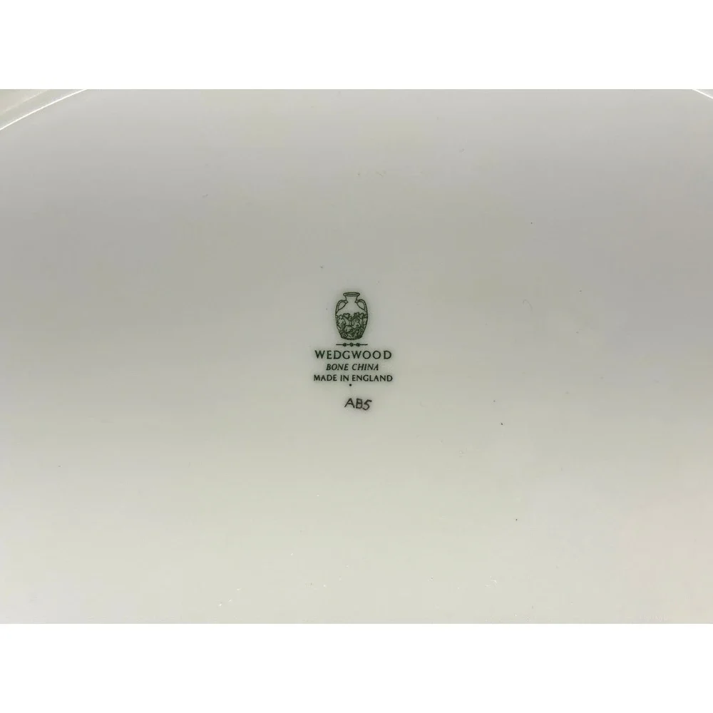 Wedgwood Halford Bone China Large Oval Serving Platter 13.75